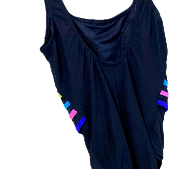Great Lengths women’s one piece swimsuit with spandex size 14 black with stripes - Picture 2 of 8
